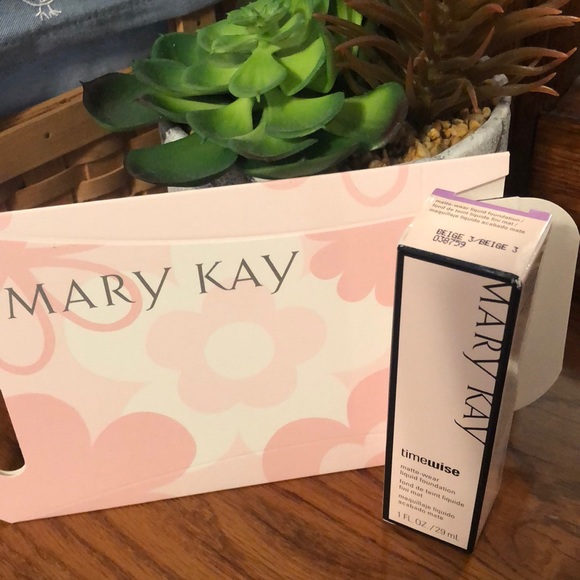 MaryKay Timewise Matte Wear Foundation